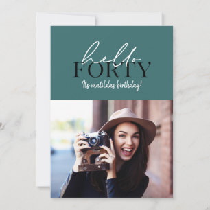 Guión moderno y foto geométrica de 40 años