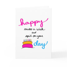 Hacer un deseo y escupir en la tarjeta de cumpleañ