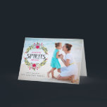 Haciendo bebidas espirituosas la tarjeta doblada<br><div class="desc">Haciendo bebidas espirituosas la tarjeta doblada foto brillante de la guirnalda 
 Diversión y tarjeta doblada día de fiesta festivo. Ofrece la guirnalda de la amapola del navidad.</div>