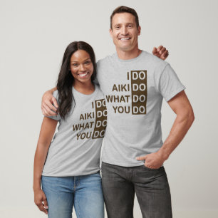 Hago Aikido… Camiseta del raglán