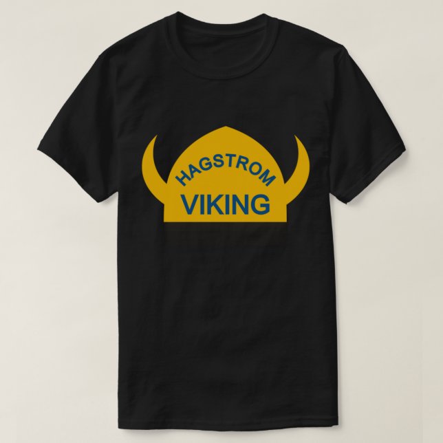 Hagstrom vistiendo camiseta esencial (Diseño del anverso)
