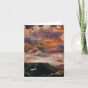 Halcón De Colas Rojas Sobre La Nota Doblada De Col