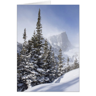 Hallett Peak en marzo