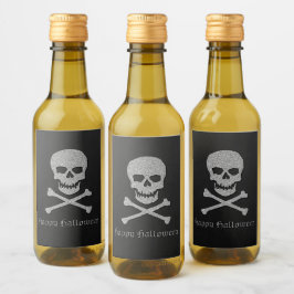 Halloween con calaveras plateadas y cruces