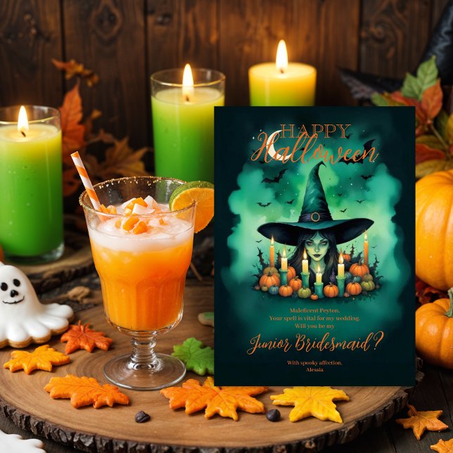 Halloween, dama de honor júnior conjuga a bruja (Attractive & Mystical Halloween Witch Conjures Enchanting Spells Amid Glowing Candles JR Bridesmaid)