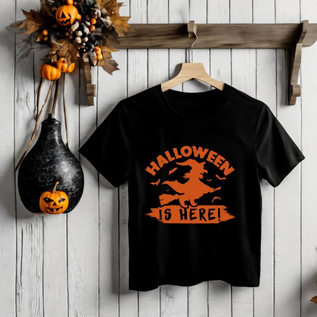 Halloween está aquí camiseta (Subido por el creador)