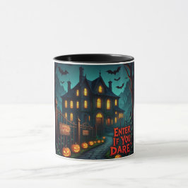 Halloween Halloween, una casa embrujada y una taza