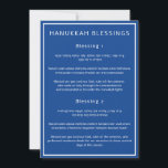 Hanukkah bendice tarjetas de inglés romanizadas he<br><div class="desc">Estas cartas presentan las tres bendiciones de Hanukkah, escritas en hebreo, hebreo romanizado e inglés. El texto blanco sobre un fondo azul oscuro vincula las cartas con el tema de la temporada. Puede editar el texto según sea necesario. Para más útiles suministros de Hanukkah, visita mi tienda: Zazzle.com/Shayna_Punim ✡ Para...</div>