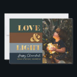 Hanukkah Chanukah Oro Amor y Luz Foto<br><div class="desc">Nuestra tarjeta Hanukkah / Chanukah Gold Love & Light Holiday es una manera elegante y elegante de compartir tus deseos Hanukkah/ Chanukah con amigos, familia y clientes! Con espacio para que puedas personalizar con tu nombre y foto. ¿Consultas? envíenos un mensaje o envíe un correo electrónico a bestdresssedbread@gmail.com. ¡¡Feliz Chanukah!!...</div>