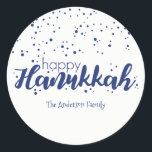 Happy Hanukkah Snow Bubbles Pegatina Gift Tag<br><div class="desc">La etiqueta de regalo Pegatina Happy Hanukkah Snow Bubbles es perfecta para sus necesidades de regalos de vacaciones. Hay otros productos que coinciden con este diseño.</div>