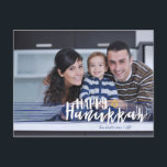 Happy Hanukkah Star of David Photo Postales<br><div class="desc">Elegante y lindo Happy Hanukkah Star of David Holiday Photo Postales son perfectos para todos tus amigos y familia esta temporada de vacaciones. Personalizar el texto con el nombre de tu familia y el año e intercambia la foto por una foto de tus hijos,  mascota o toda la familia.</div>
