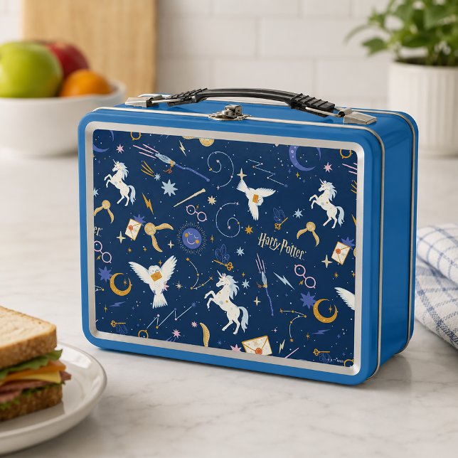 HARRY POTTER™ Patrón de Iconos del Solsticio de Ve (Simulated lunch box on counter)