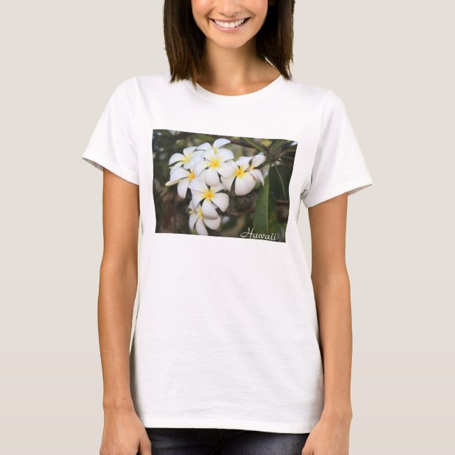 Hawaii, Plumeria, flores blancas en camiseta femen (Anverso)
