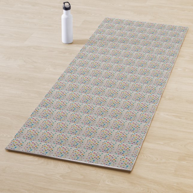 Hearts Watercolor Yoga Mat (In situ)