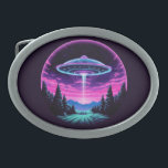 Hebilla De Cinturón Oval Alien Spaceship Retro Futurista<br><div class="desc">Entrar en un mundo de otras maravillas mundanas con nuestra fascinante publicidad espacial alienígena Vaporwave Aesthetic Art Print. Contra el telón de fondo de un cielo estrellado, esta escena cautivadora representa a una nave espacial alienígena sobrevolando un campo nocturno sereno, proyectando un resplandor etéreo que baña el entorno con una...</div>