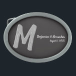 Hebilla De Cinturón Oval Boda básico negro fabuloso Monograma gran valor<br><div class="desc">Monograma básico negro 3d. Echa un vistazo a este diseño 3d Monograma Básico Negro.Estilo negro gótico para tu fiesta de bodas. Los monogramas,  textos y nombres de novias y novios son fáciles de cambiar para adaptarse a sus necesidades. Todas las ilustraciones e imágenes ©nuptial.</div>
