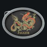 Hebilla De Cinturón Oval Dragón chino negro de oro rojo<br><div class="desc">Un intenso dragón negro chino delineado en oro decora este objeto. Los acentos rojos resaltan la mandíbula,  la cabeza y la columna vertebral del dragón. Su nombre está escrito en oro en negrita debajo.</div>