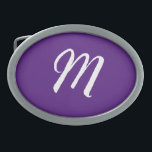 Hebilla De Cinturón Oval Letra real púrpura inicial monograma estilo modern<br><div class="desc">¿Desea poseer un producto con las iniciales de su nombre? Es muy sencillo,  estético y atractivo.</div>