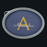 Hebilla De Cinturón Oval Navy Blue Gold Modern Script Girly Monograma Nombr<br><div class="desc">Hebilla del cinturón de nombres de los monogramas sencillos azul marino y oro. Esto hace que la graduación perfecta, dulce 16 16, 18, 21, 30, 40, 50, 60, 70, 80, 90, 100 años, boda, ducha de novias, aniversario, ducha de bebé o despedida de soltera para alguien que ama el lujo...</div>