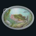 Hebilla De Cinturón Oval Pescados bajos<br><div class="desc">Un pescado bajo de la grande-boca en un ajuste mágico cercano de la hierba y de la arena chispeante. Por Amanda Diehl,  diseños de Paxdomino.</div>