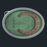 Hebilla De Cinturón Oval Rústico Lucky Horse Shoe Irish Personalizado<br><div class="desc">Personalízalo con el nombre del destinatario.</div>