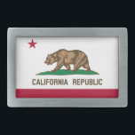Hebilla De Cinturón Rectangular Bandera del oso de la República de California: Est<br><div class="desc">La bandera de la República de California es un símbolo de la efímera República de Bandera del Oso, que existió durante un período de 25 días en 1846. La bandera es un diseño sencillo con una sola estrella roja sobre un fondo blanco. Se dice que la estrella representa el estado...</div>