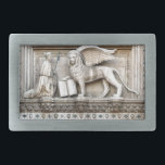 Hebilla De Cinturón Rectangular El león con alas de San Marcos<br><div class="desc">El león con alas de San Marcos se coloca sobre la entrada del palacio del dux que hace frente a la Plaza de San Marcos de Venecia,  Italia.</div>