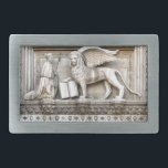 Hebilla De Cinturón Rectangular El león con alas de San Marcos<br><div class="desc">El león con alas de San Marcos se coloca sobre la entrada del palacio del dux que hace frente a la Plaza de San Marcos de Venecia,  Italia.</div>
