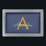 Hebilla De Cinturón Rectangular Navy Blue Gold Modern Script Girly Monograma Nombr<br><div class="desc">Hebilla del cinturón de nombres de los monogramas sencillos azul marino y oro. Esto hace que la graduación perfecta, dulce 16 16, 18, 21, 30, 40, 50, 60, 70, 80, 90, 100 años, boda, ducha de novias, aniversario, ducha de bebé o despedida de soltera para alguien que ama el lujo...</div>