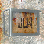 Hebilla De Cinturón Rectangular Rusty Gris urbano elegante<br><div class="desc">El detalle arquitectónico de la oxidada pared de hormigón gris teñido con amarillo dorado,  gris,  negro y gris oscuro creó esta hebilla de cinturón de grunge abstracta con su atractivo industrial urbano. Elegante y elegante grunge personalizado con iniciales. Esta imagen es fotografía original de la calle por JLW_PHOTOGRAPHY.</div>