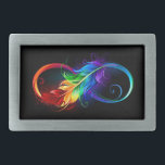 Hebilla De Cinturón Rectangular Símbolo infinito con plumas arcoiris<br><div class="desc">Símbolo de infinito dibujado artísticamente con una hermosa pluma arco iris sobre fondo blanco. Estilo tatuaje.</div>