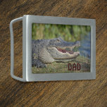 Hebilla De Cinturón Rectangular Vida silvestre fotográfica de ligador monogramada<br><div class="desc">El cocodrilo americano del Florida Everglades es cercano y personal. Personalízalo con las iniciales de tu hombre. Fantástico para cumpleaños,  graduaciones y el día del padre,  este sonriente buscador sonríe con una sonrisa aguda. Esta es la fotografía original de JLW_PHOTOGRAPHY sobre la vida silvestre.</div>