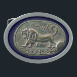 Hebilla Ovalada Megiddo Seal<br><div class="desc">Presenta una representación digital del sello Megiddo, también conocido como el sello de Jeroboam o Shema Seal. El foco fue descubierto en 1904 durante las excavaciones arqueológicas realizadas por Gottlieb Schumacher en Megiddo en lo que ahora es el norte de Israel durante la ocupación turca del terreno. Fue descubierta accidentalmente...</div>