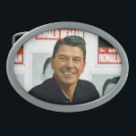 Hebilla Ovalada Ronald Reagan<br><div class="desc">Candidato a gobernador Ronald Reagan - foto de los campos de Jack el |</div>