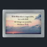 HEBILLA RECTANGULAR DISEÑO DE FOTOS 19:26 DE MOTIVATING SUNRISE MATTHE<br><div class="desc">Con el hombre esto es imposible, pero con Dios todas las cosas son posibles. Ser mensajero del poder de Jesucristo con este magnífico amanecer sobre el diseño de la foto del océano con el motivador versículo de las Escrituras Lucas 6:20 en Tees and Gifts. Este encantador diseño de Luke 6:20...</div>
