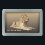 Hebilla Rectangular León de piedra<br><div class="desc">Representación tostada y marrón de un león de piedra tallada sobre un fondo de los mismos colores. Añade tu propio texto.</div>