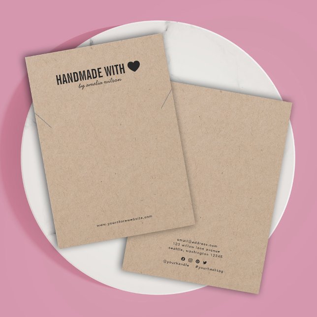 Hecha a mano con la tarjeta de visualización del c (Subido por el creador)