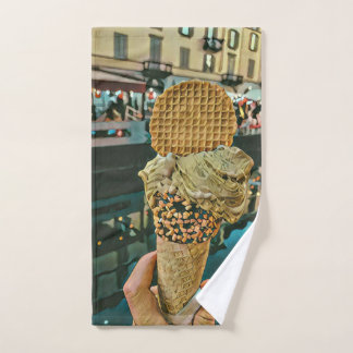 Helados de chocolate rociados