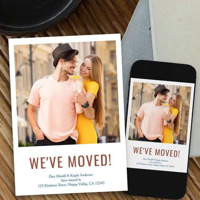 Hemos movido la Invitación de desplazamiento de fo (Square photo new address moving announcement card available printed or as printable digital download)