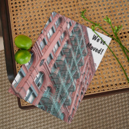 Hemos movido la Invitación en movimiento del edifi