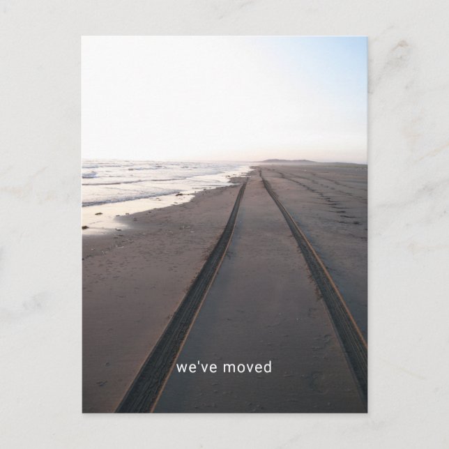 Hemos movido la nueva tarjeta postal de Invitación (Anverso)