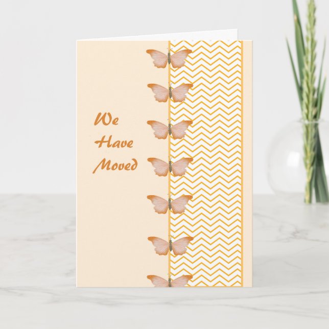Hemos Mudado la Tarjeta con Mariposas y Chevron. (Anverso)