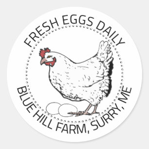 Hen de cosecha con etiqueta de cartón de huevos co