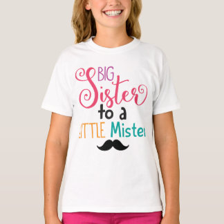 Hermana grande a una pequeña camiseta de señor