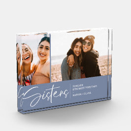 Hermanas modernas conservan dos fotos azul humeant