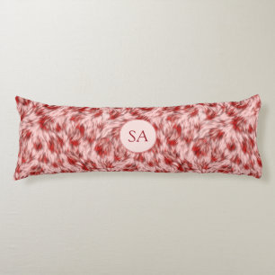 Hermosa almohada de cuerpo monogramada roja y rosa