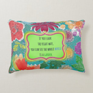 Hermosa almohada floral