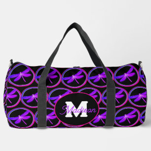 Hermosa bolsa monogramada