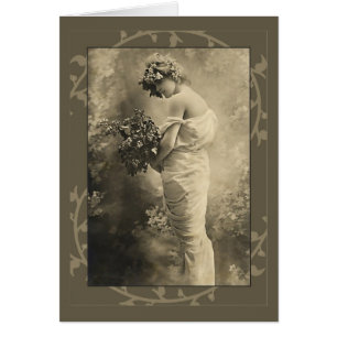 Hermosa dama victoriana con flores cortadas