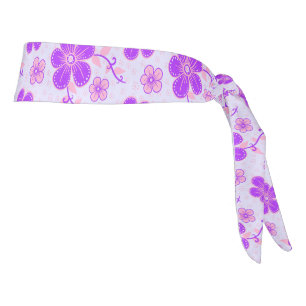 Hermosa estampa floral púrpura y rosa sobre lavand